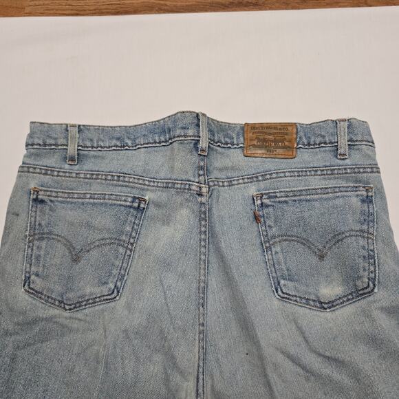 Levi's 540 Flex Denim Jeans Mens 42x30 Light Wash Relaxed Fit - Picture 6 of 15